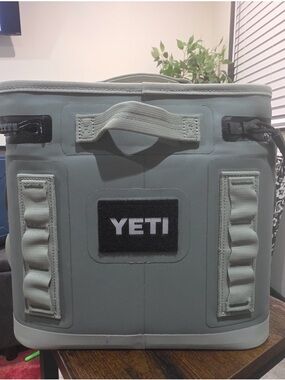 Yeti Soft Cooler Duffel in Sage Gray